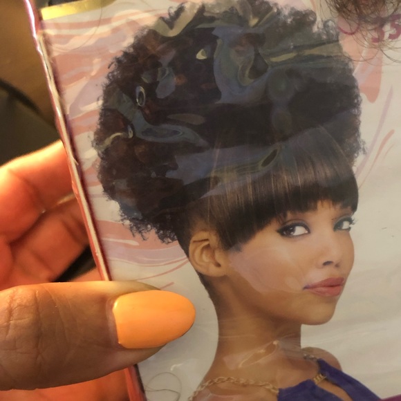 VIVICA A. FOX Bang ‘n Pony wig - Picture 2 of 11